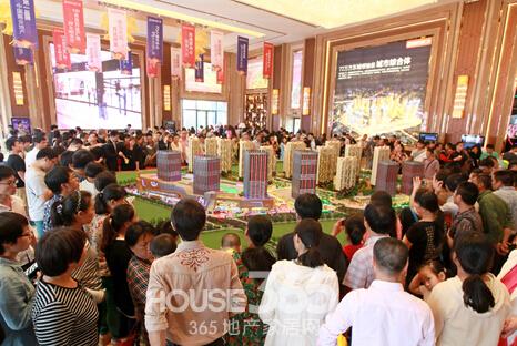 瑤海萬達(dá)廣場最新資訊,瑤海萬達(dá)廣場，日常趣事與情感的紐帶