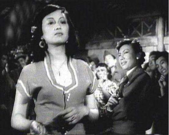 自然懷抱中的寧?kù)o之旅，演員枚的心靈探尋