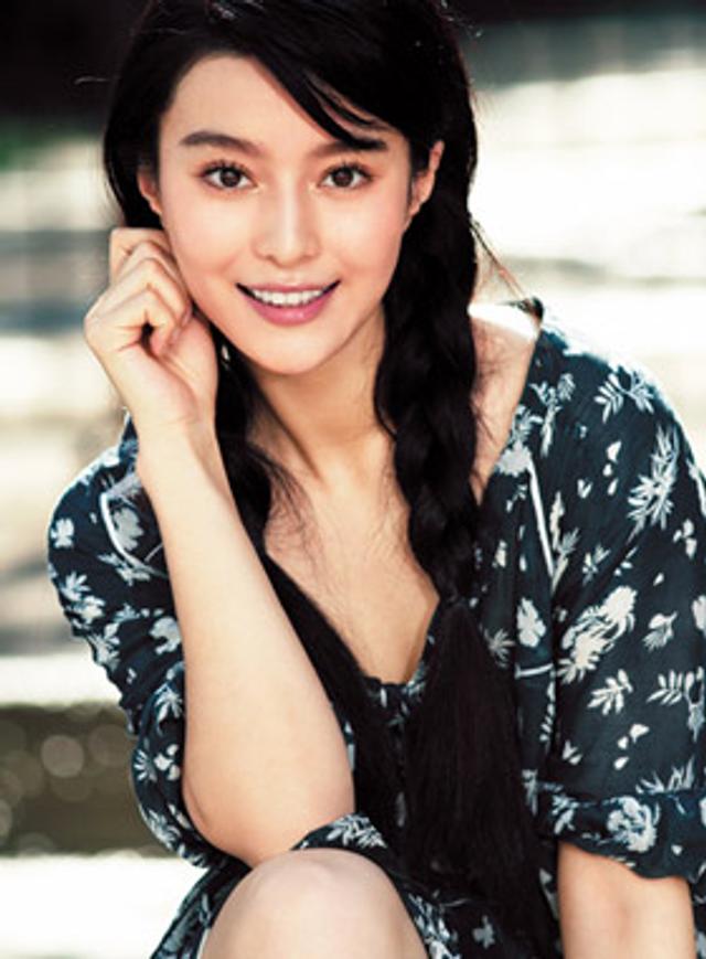 明星豐胸秘籍大揭秘，方法與解析