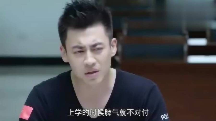 警察鍋哥女演員,警察鍋哥女演員，演技背后的故事