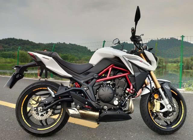 光陽400街車價格詳解，深度解析與探討