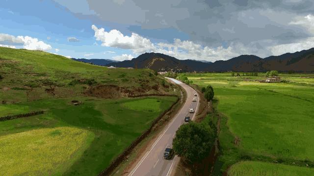 科技引領(lǐng)新時(shí)代的旅行體驗(yàn)，最新旅游資訊更新速遞