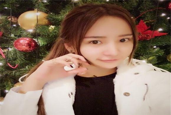 李嘉艾最新時尚照片，探索個人魅力與時尚潮流的交融之美