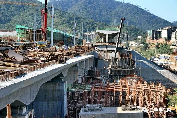 三明南站最新動態(tài)，旅程中的趣事與情感紐帶，溫馨之旅啟航