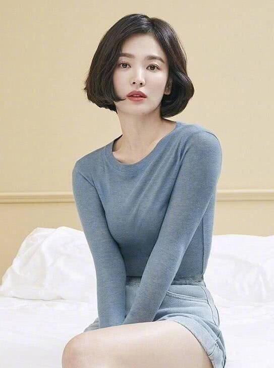 宋慧喬最新短發(fā)造型，自然美景探索之旅