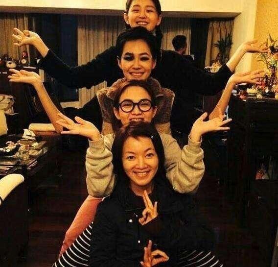 阿雅新節(jié)目揭秘，家的溫馨與友情的奇妙紐帶