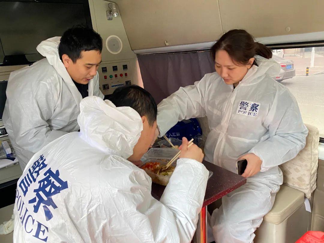 顧先生頂風(fēng)作案最新報(bào)道更新，揭秘顧先生最新動(dòng)態(tài)及事件進(jìn)展