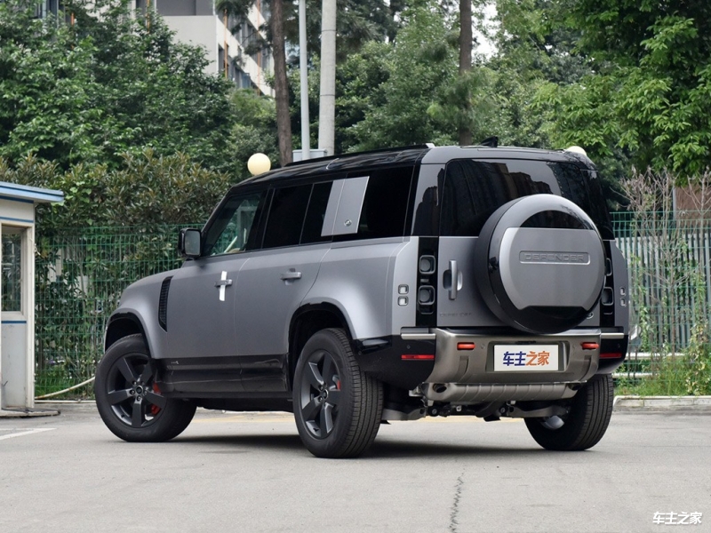 路虎衛(wèi)士?jī)r(jià)格深度解析，豪華越野車的性價(jià)比探討