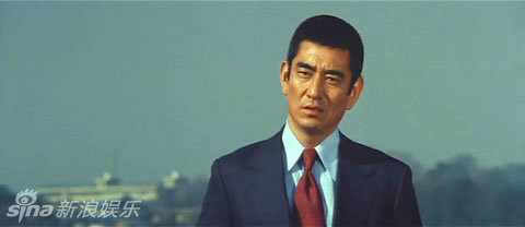 日本演員高倉健，小巷中的璀璨明珠