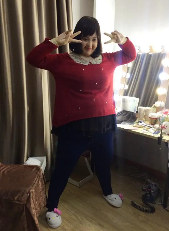 帶酒窩的男明星,帶酒窩的男明星，迷人的微笑魅力