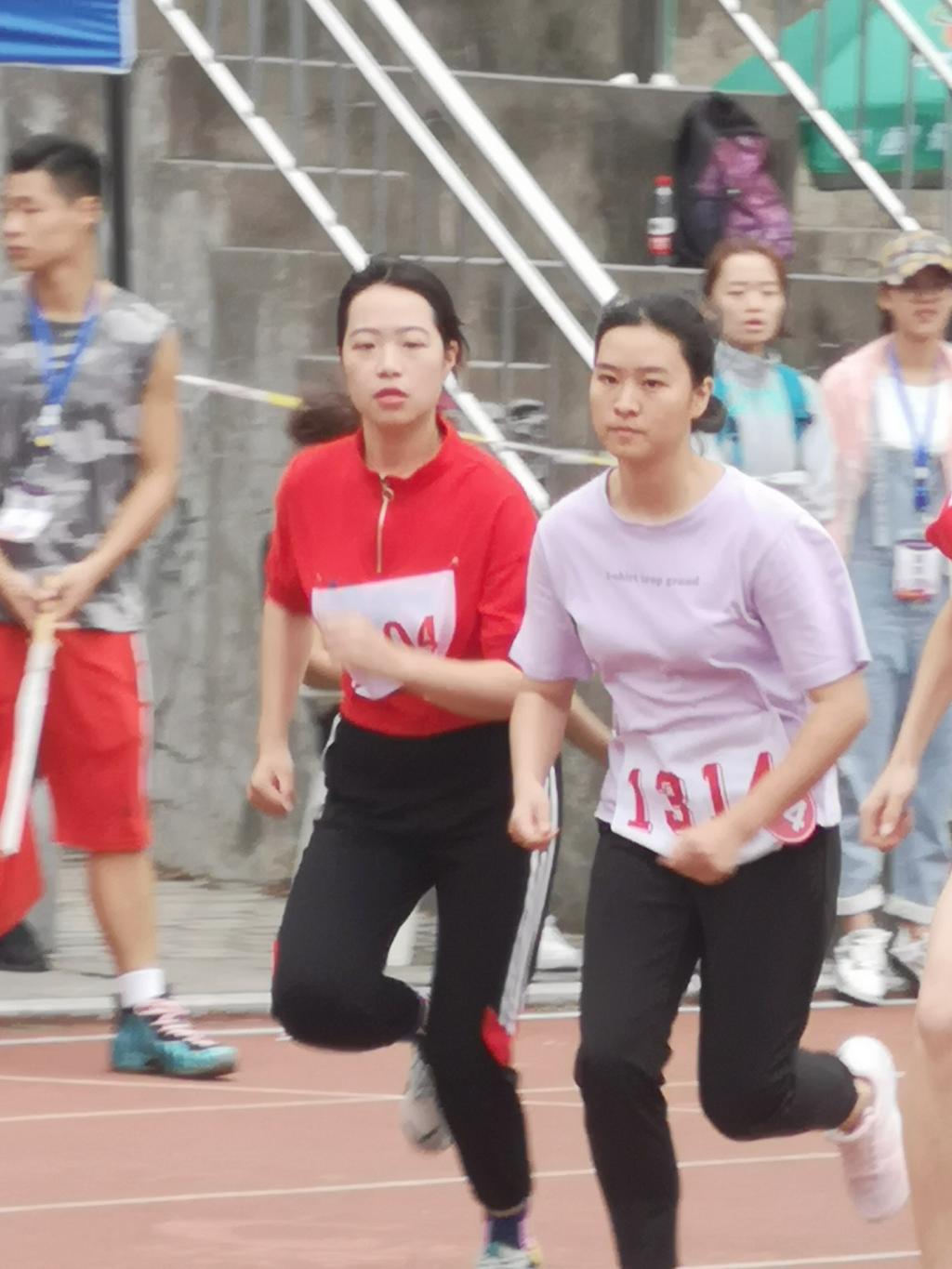 熱血沸騰的八百米比賽瞬間視頻回顧！