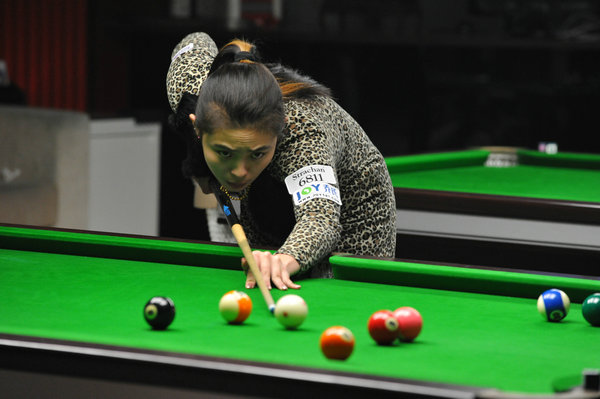 震撼心靈的女子中式八球比賽視頻，小紅書推薦欣賞！