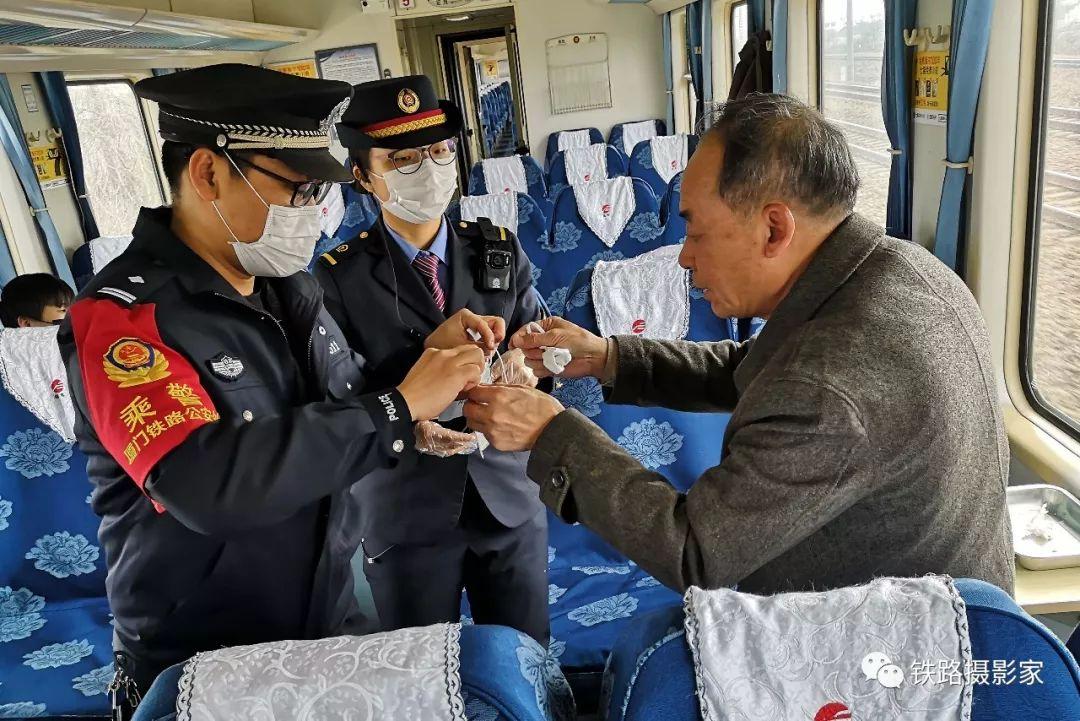 “k572列車最新時(shí)刻表”,K572列車最新時(shí)刻表，探秘小巷中的隱藏美食寶藏