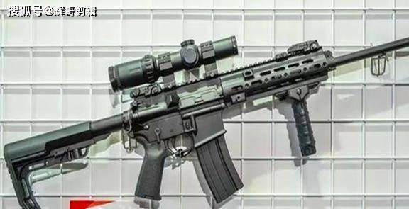 中國新型槍械亮相引發(fā)廣泛關(guān)注與討論