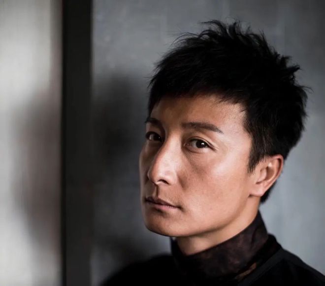 香港男演員的自然探索之旅，尋找內(nèi)心的平和與美景