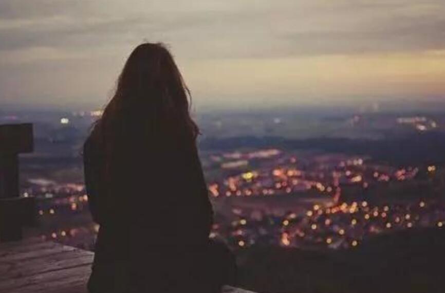 2017年度傷感語錄精選，觸動(dòng)心靈的瞬間