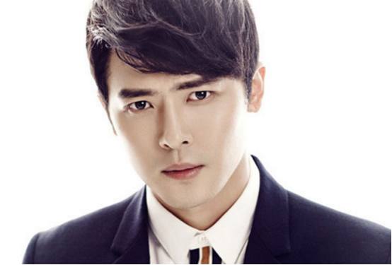 雙魚座男演員的溫馨日常之旅，與朋友們的難忘時光