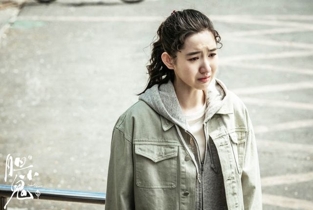 當紅網(wǎng)絡男神,當紅網(wǎng)絡男神帶你領略自然美景，尋找內(nèi)心的寧靜與平和