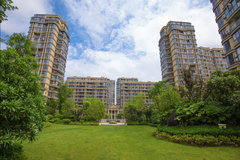 荊州新房?jī)r(jià)格驟降，探索自然美景正當(dāng)時(shí)！