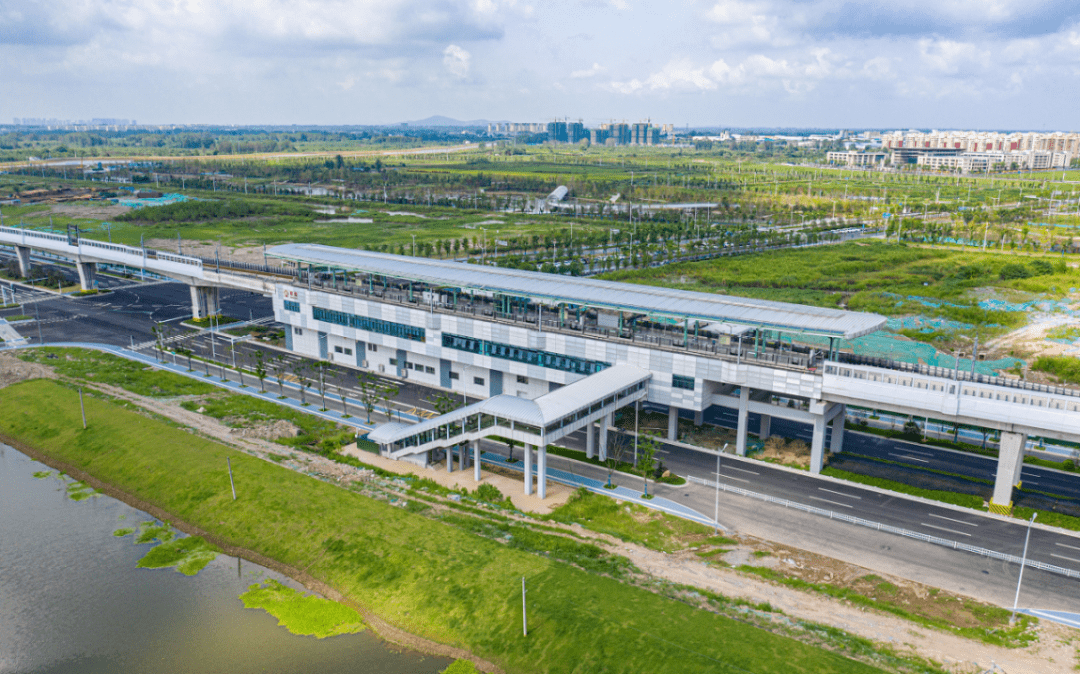 南京地鐵小鎮(zhèn)最新資訊,南京地鐵小鎮(zhèn)最新資訊，駛向未來(lái)的自信與成就之旅