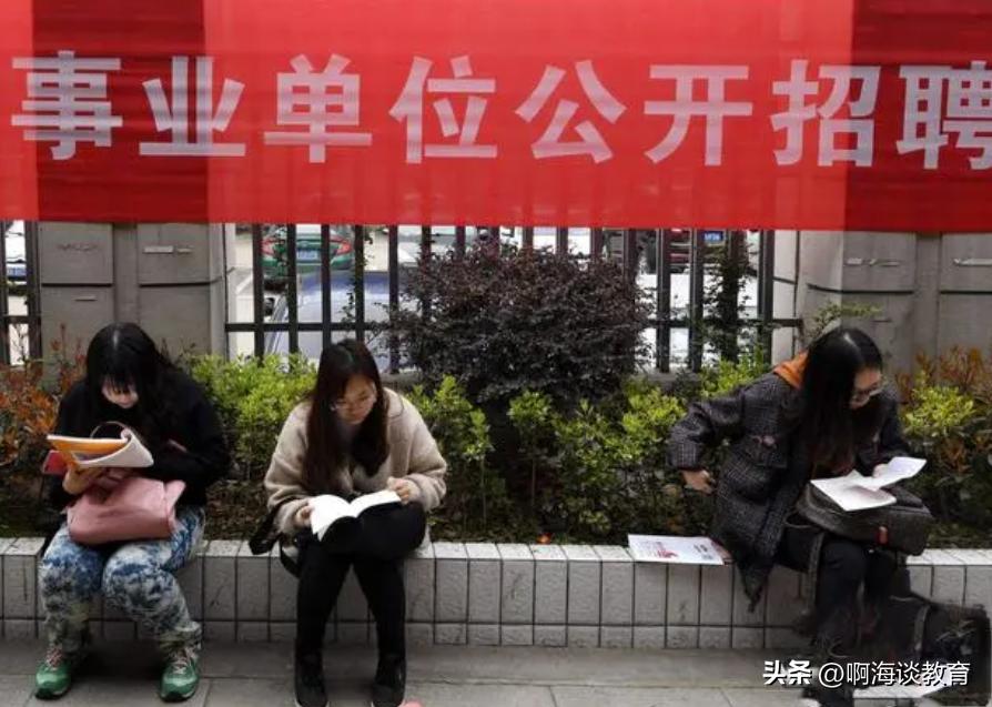 豐都科技智能招聘新時(shí)代開(kāi)啟，招聘信息引領(lǐng)未來(lái)