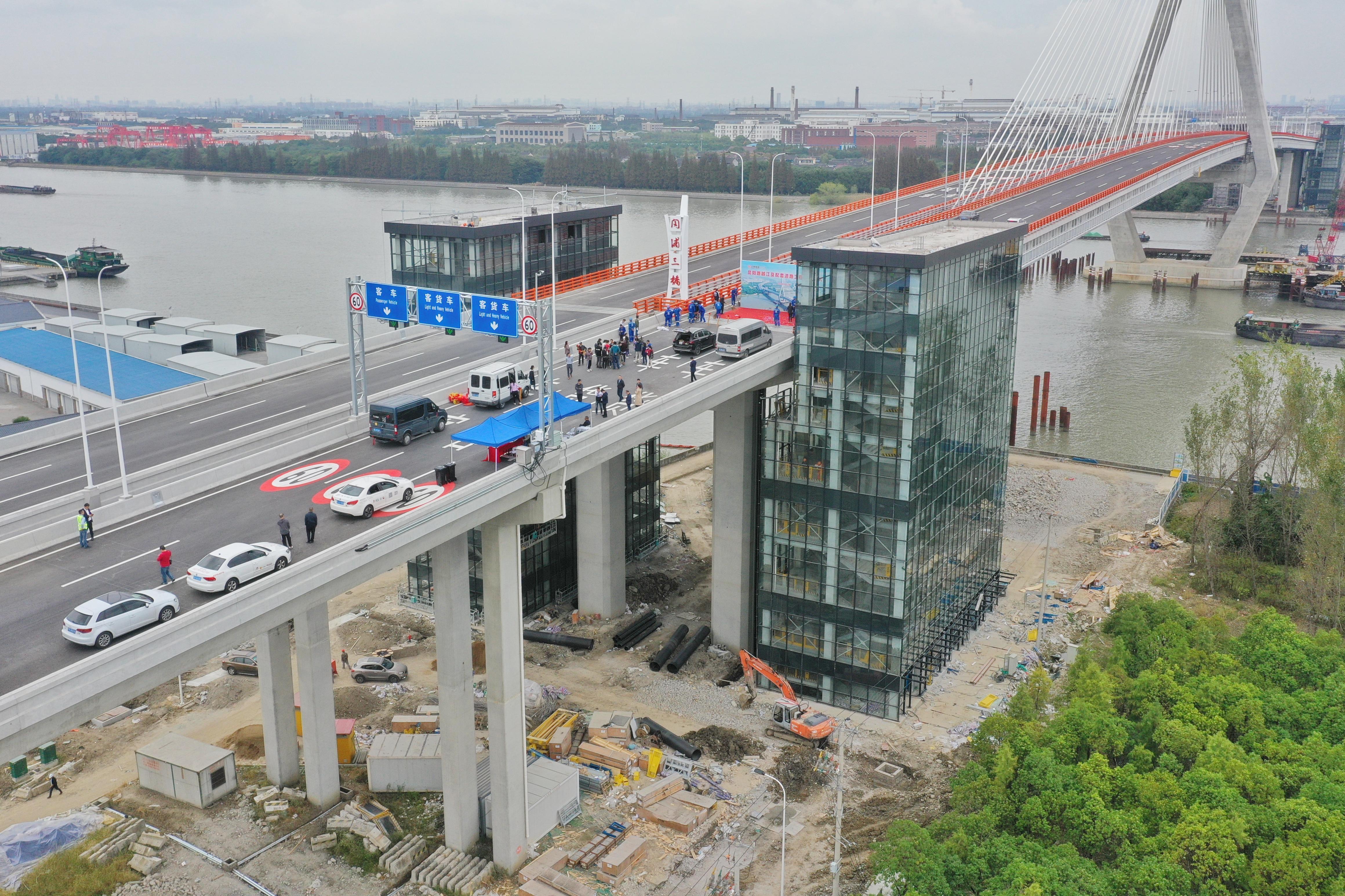 閔浦三橋最新動態(tài)，科技重塑橋梁未來，前沿科技魅力體驗(yàn)