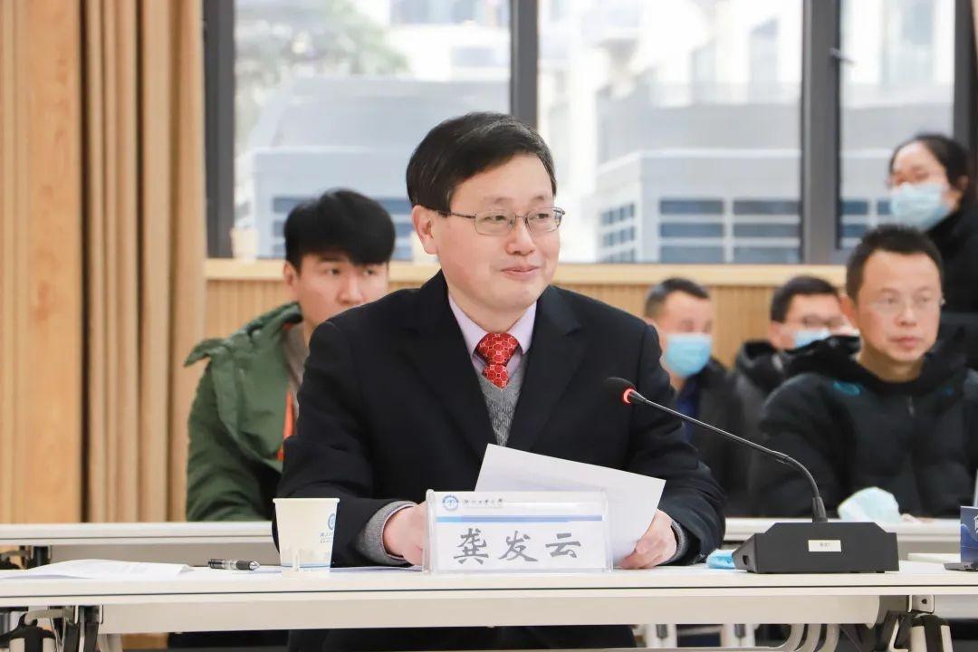 2025澳門今晚必開一肖,專業(yè)解讀評估_專業(yè)版13.711