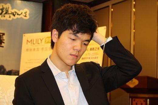 柯潔最新圍棋比賽，棋逢對(duì)手，友誼與技藝的較量