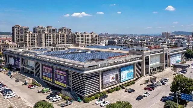 諸暨商貿(mào)城最新動態(tài)，自然美景的探索之旅