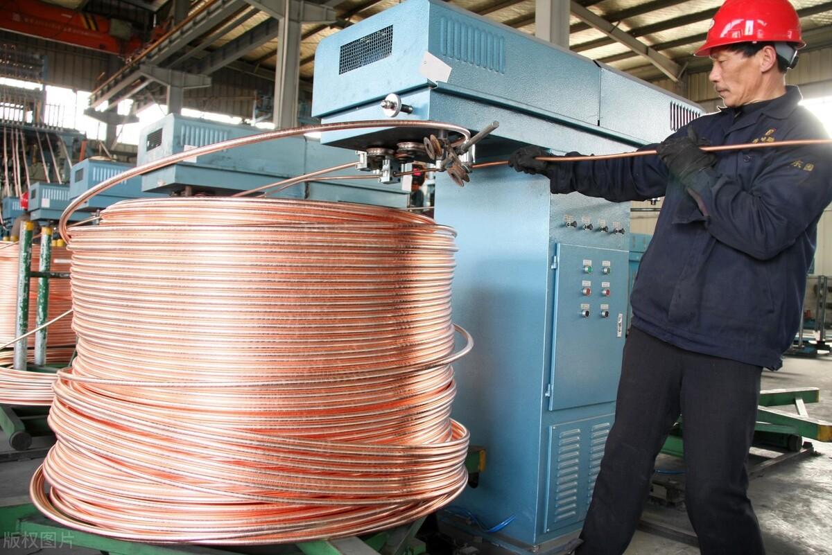 今日鋅價格，背景、影響與地位分析