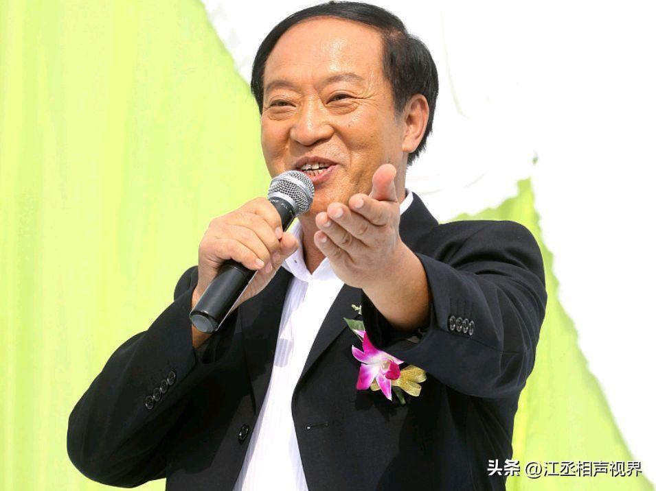 相聲演員郝愛民的成長(zhǎng)之路，如何學(xué)習(xí)成為一名優(yōu)秀的相聲表演者