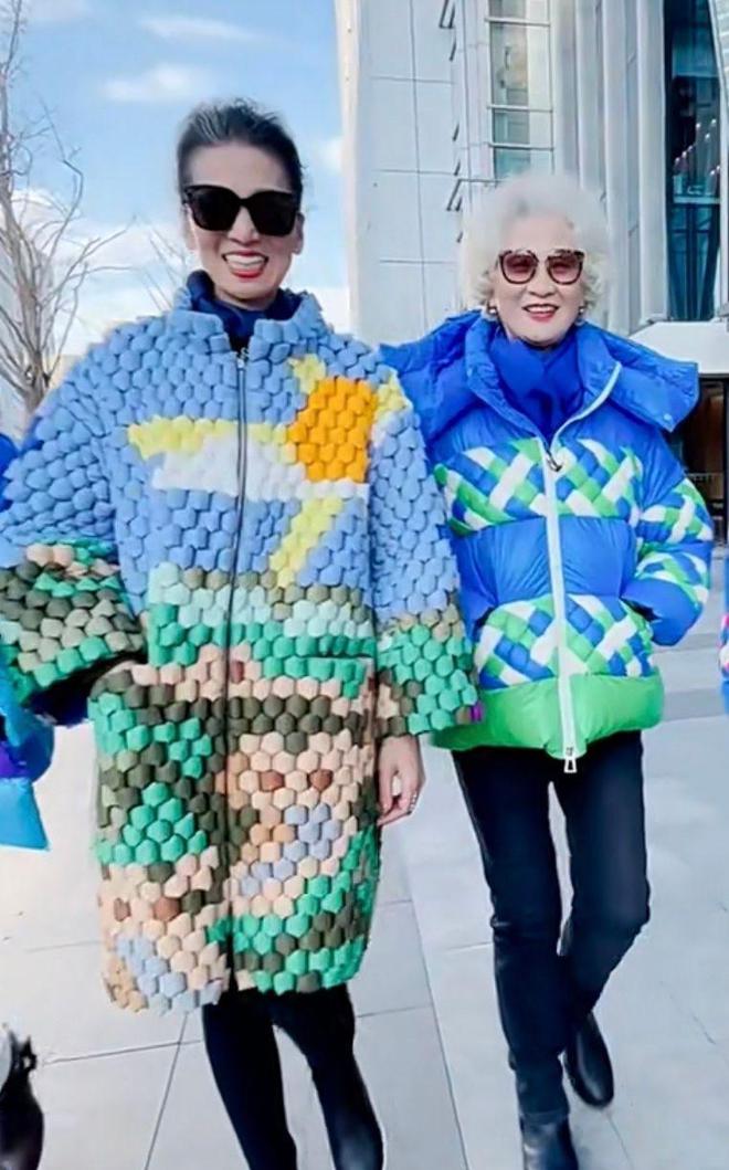 最新潮奶奶的高科技生活利器，時(shí)尚與科技的完美結(jié)合