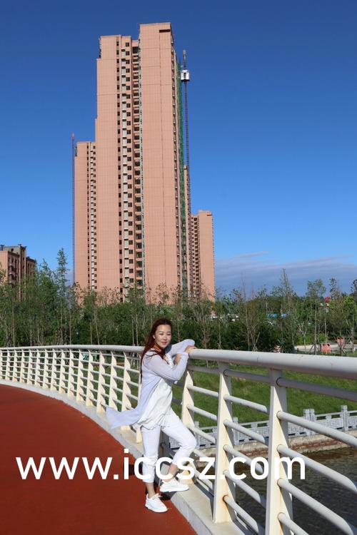 左左木明希電影，探索璀璨明珠的電影之路