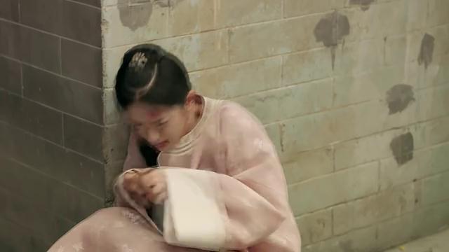 最新感人淚目電視劇，科技與生活交織的深情故事