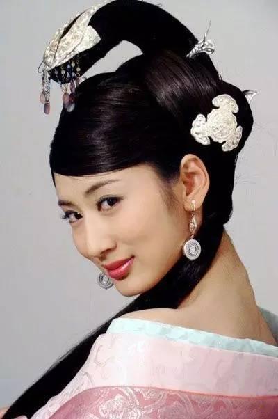 趙合德演員，演藝之路的閃耀之星