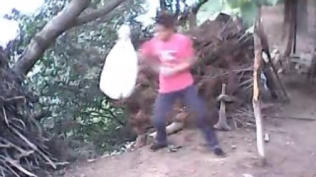 安東尼馬庫斯比賽，小巷中的隱藏精彩對決