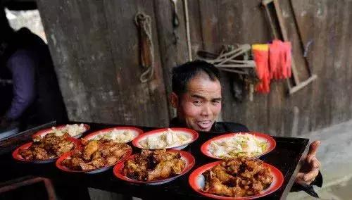 漢中廚師招聘信息,漢中廚師招聘信息——烹飪夢(mèng)想，揚(yáng)帆起航