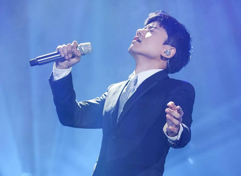 “狂野男士微博更新”,狂野男士微博更新——公眾形象與個(gè)人立場(chǎng)的探討