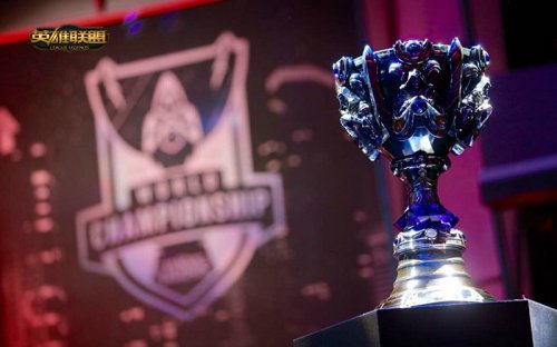 lol現(xiàn)場(chǎng)直播比賽,LOL現(xiàn)場(chǎng)直播比賽，一場(chǎng)技術(shù)與激情的盛宴