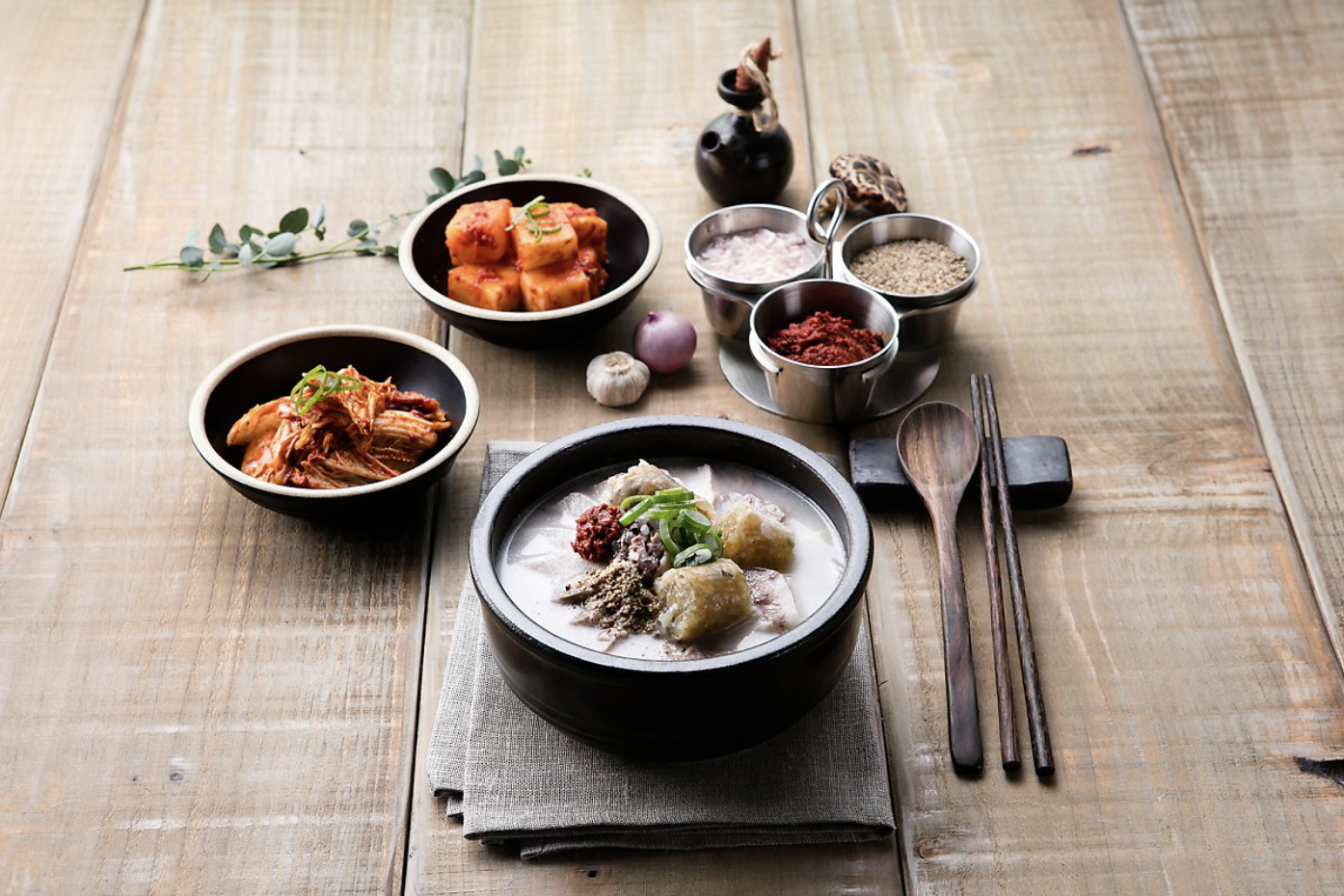 韓國(guó)最新美食革命，科技重塑味蕾盛宴，前所未有的美食變革