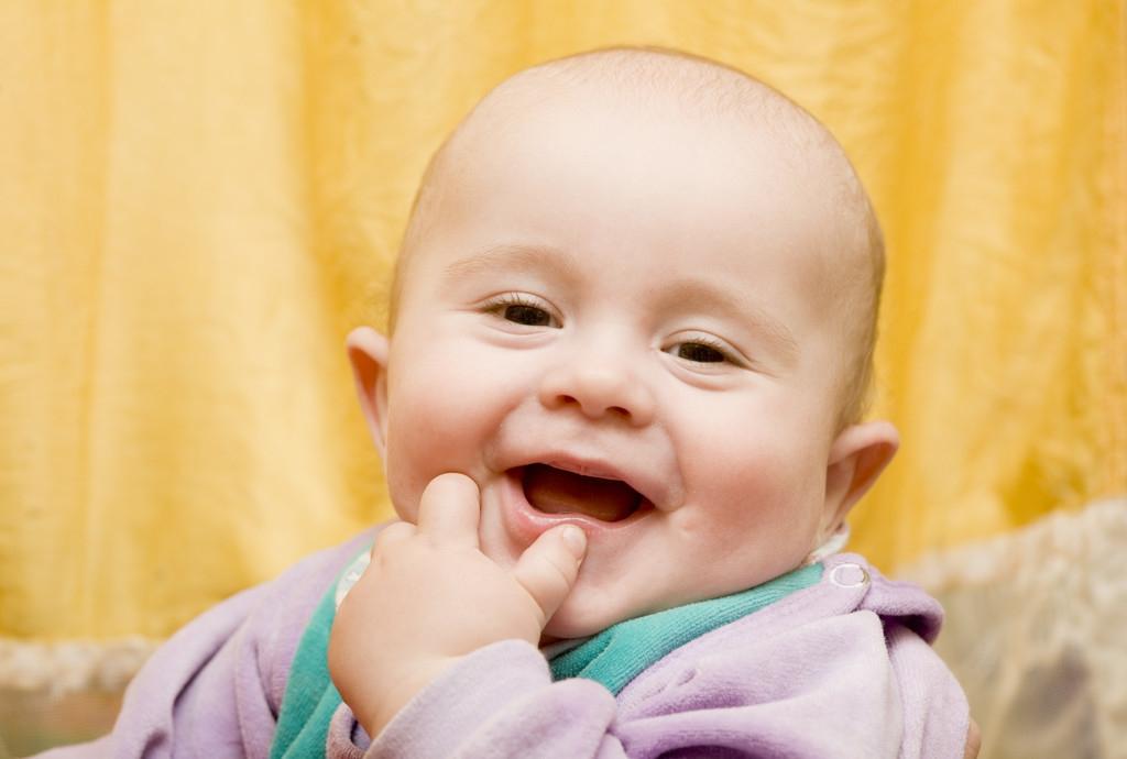 最新胎教歌曲推薦，孕期音樂時光，溫柔陪伴寶寶成長