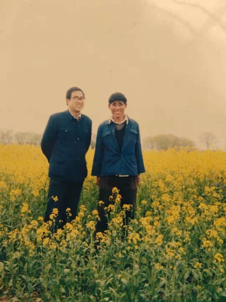 最新切紙招工，職業(yè)變遷與時代浪潮下的機遇與挑戰(zhàn)