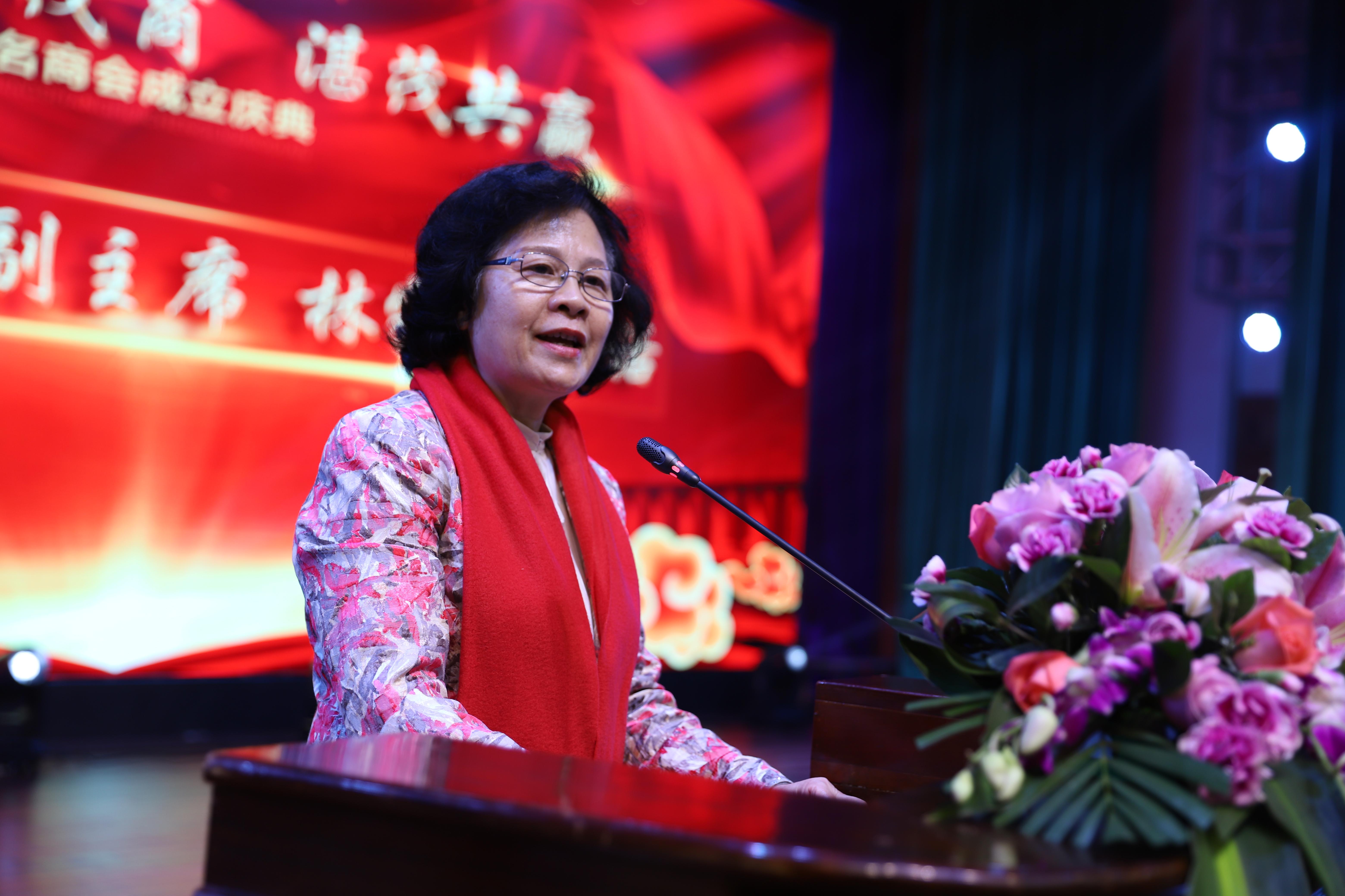 鄧維龍最新,鄧維龍最新，探索自然美景的旅行，尋找內(nèi)心的平和