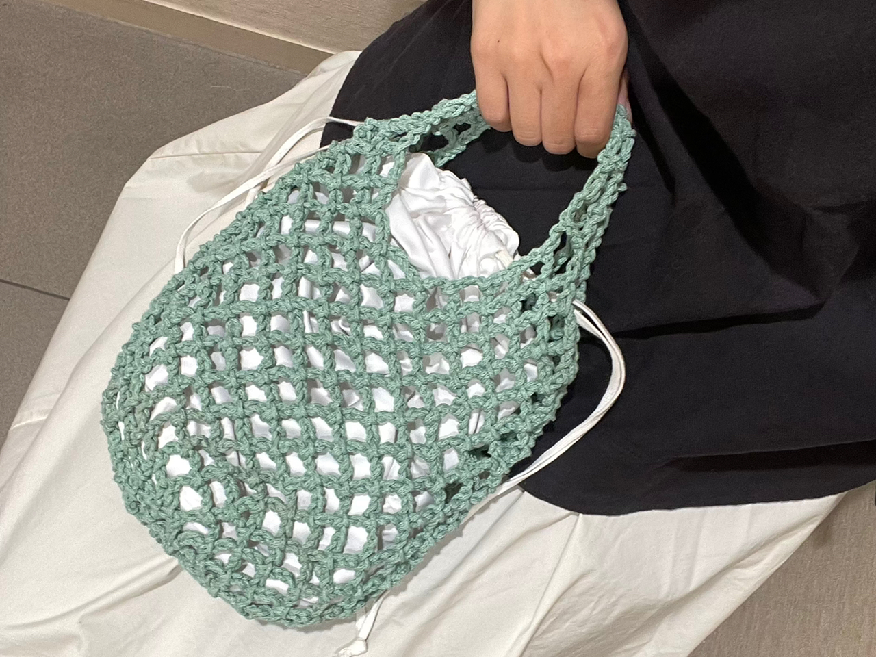 最新手鉤包,最新手鉤包，科技與生活完美融合的前沿時尚之選