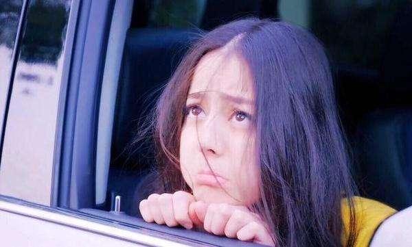 迪麗熱巴微博最新圖片,迪麗熱巴微博最新圖片，小巷深處的驚喜探索