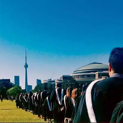 加拿大生小孩最新政策，自然美景中孕育新生，尋求內(nèi)心寧靜與平和