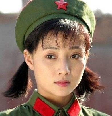 殷桃最新電視劇，巷弄星光與隱藏小店的魅力