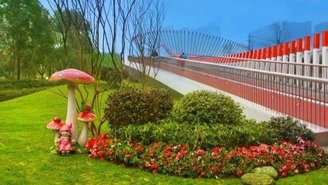 成都月牙湖最新探秘，巷弄深處的獨特小店揭秘