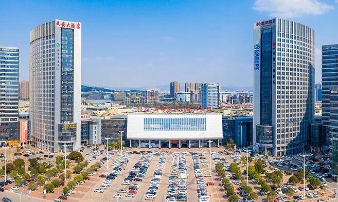 昆明中望城最新進(jìn)展揭秘，城中的溫情日常