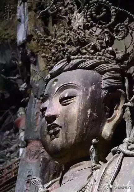 揭秘中國尊建筑奇跡，震撼世界的450米高度！